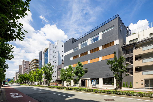 薫習館(くんじゅうかん)|香老舗 松栄堂 ご当地情報 三菱HCキャピタル