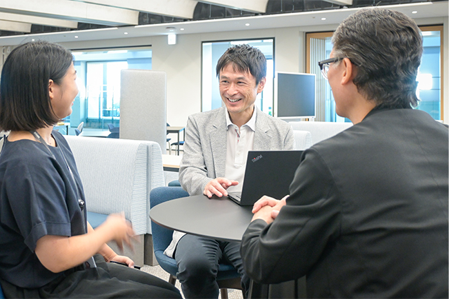 拠点訪問 ニコン