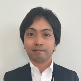 インタビュアー写真